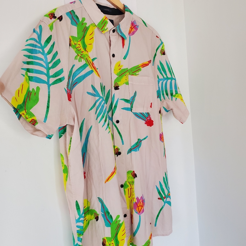 ROARK Men XL Journey Macaw Tan Tropical Button SS Shirt Logo Casual Island Vacay - Picture 5 of 15